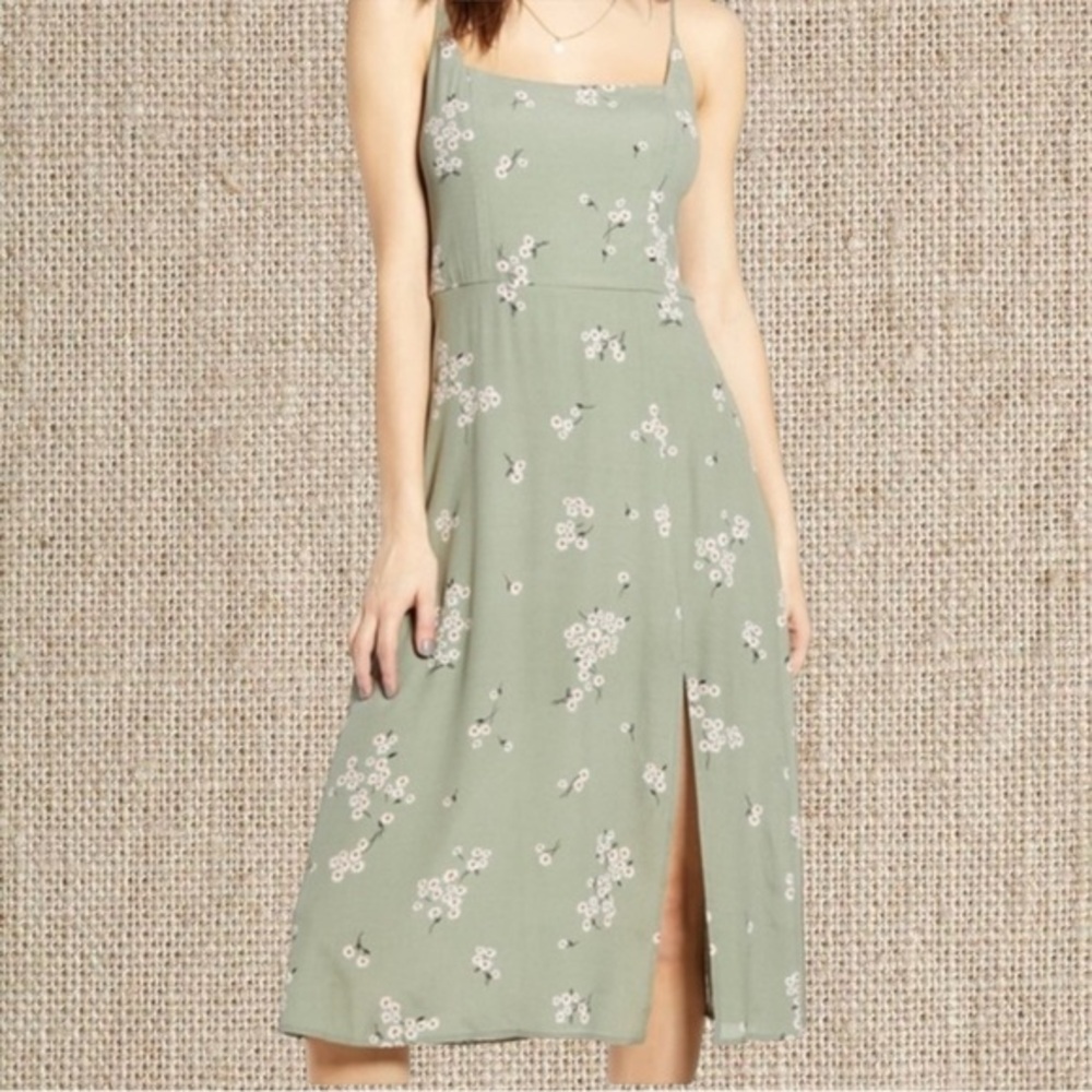 Chic Sage Floral Midi Dress